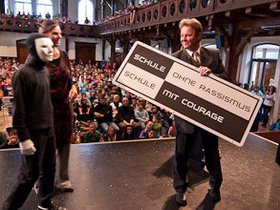 schule ohne rassismus220x-7.jpg